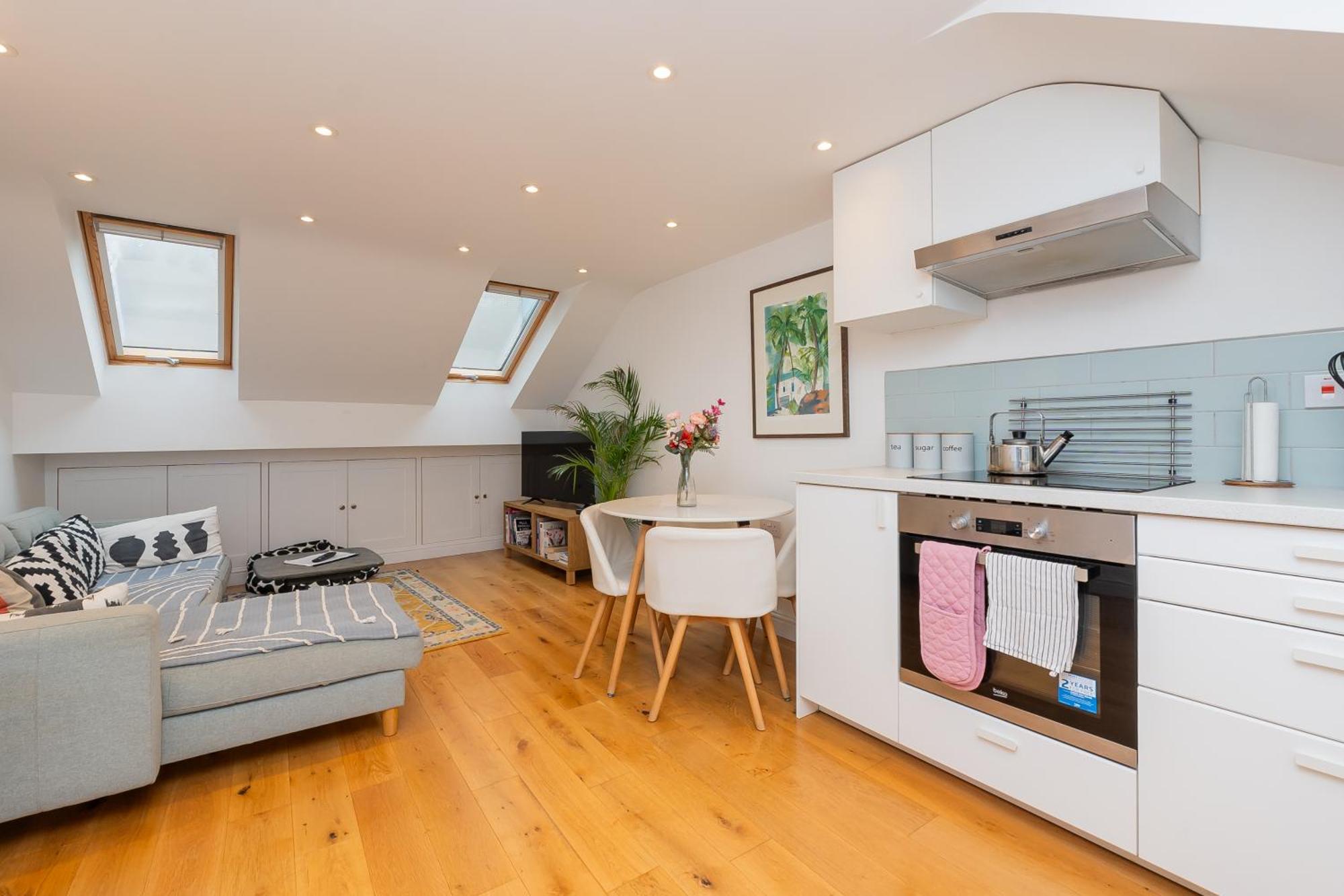 The Old Wire Factory - 2 Bed, Close To City Centre, Fast Wifi, Comfortable Home From Home Bristol Eksteriør billede